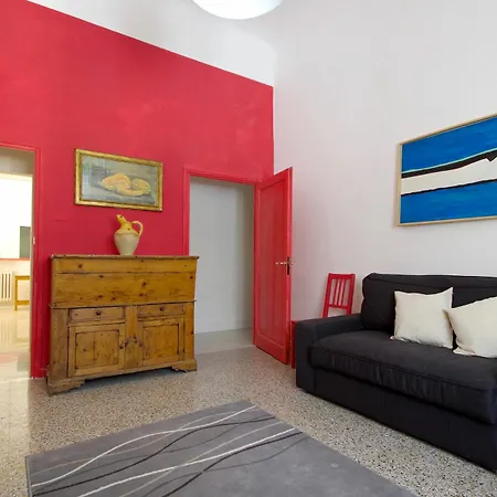 Carmine's In Apartment *